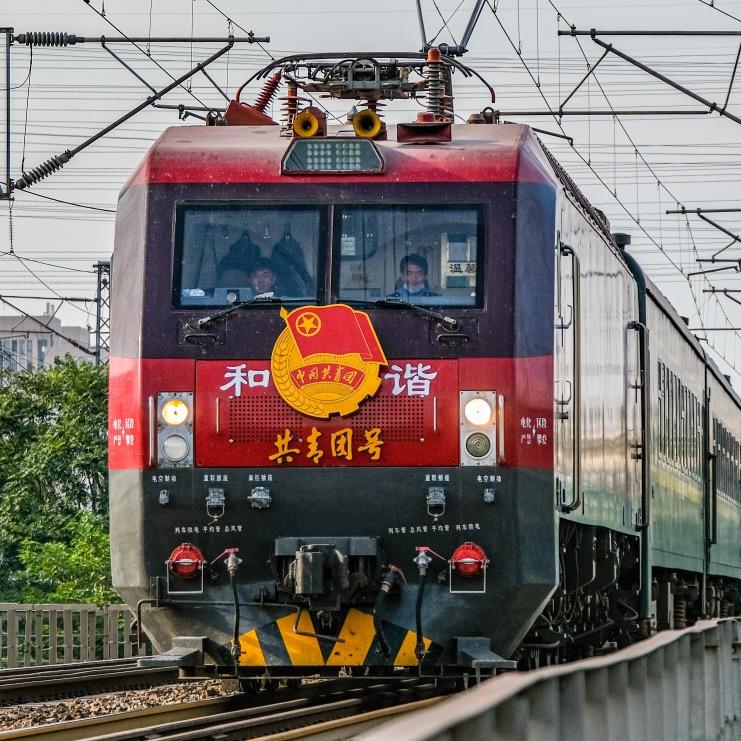23400315