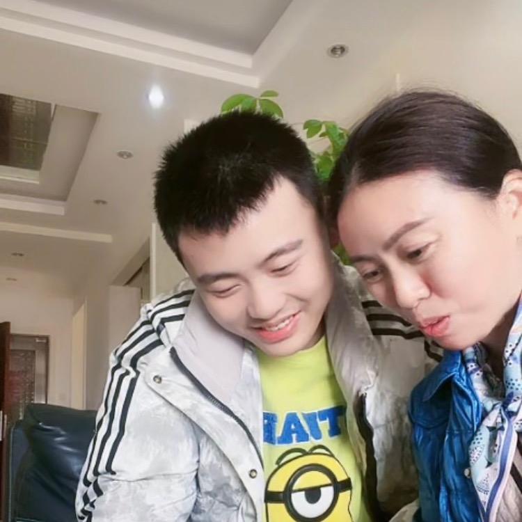 帅鹏妈妈