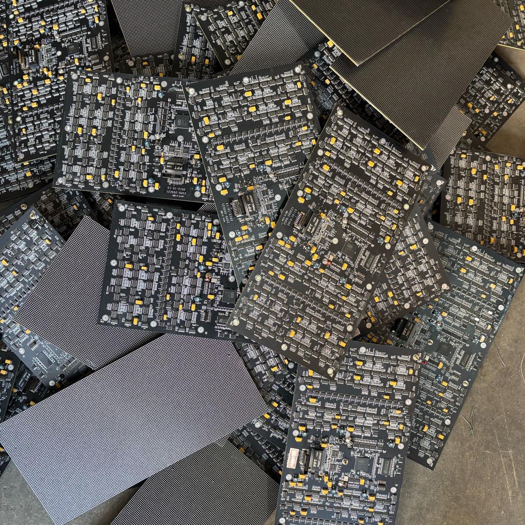 专注回收LED显示屏