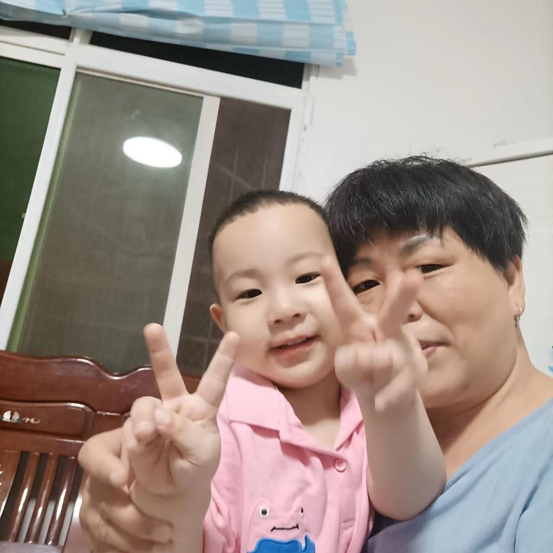 小慧单亲妈妈（拒绝私聊）