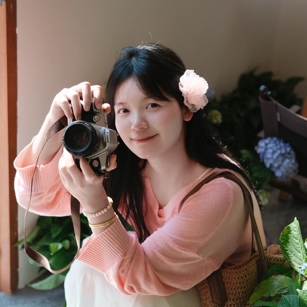 甜心爱喝草莓汁🍓