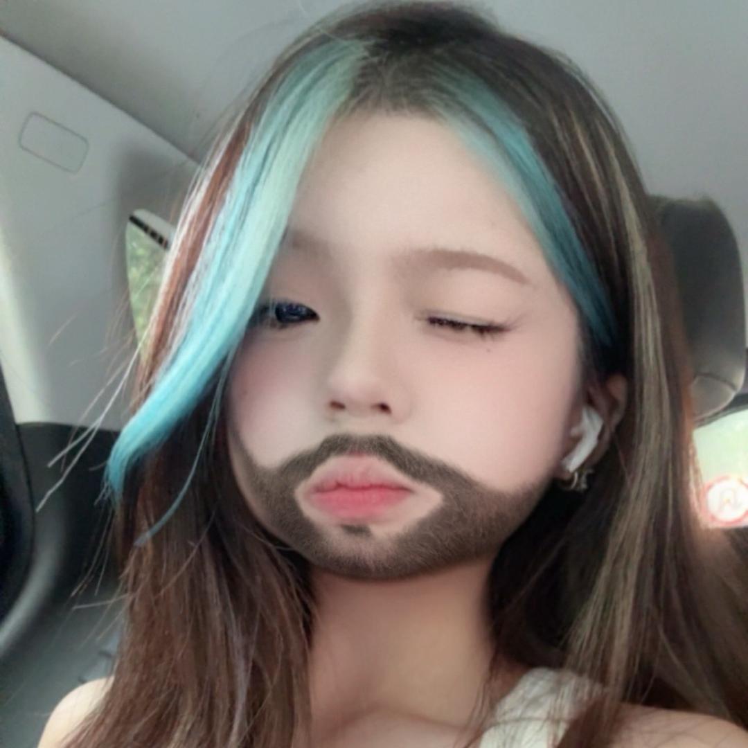 串串不戴帽子