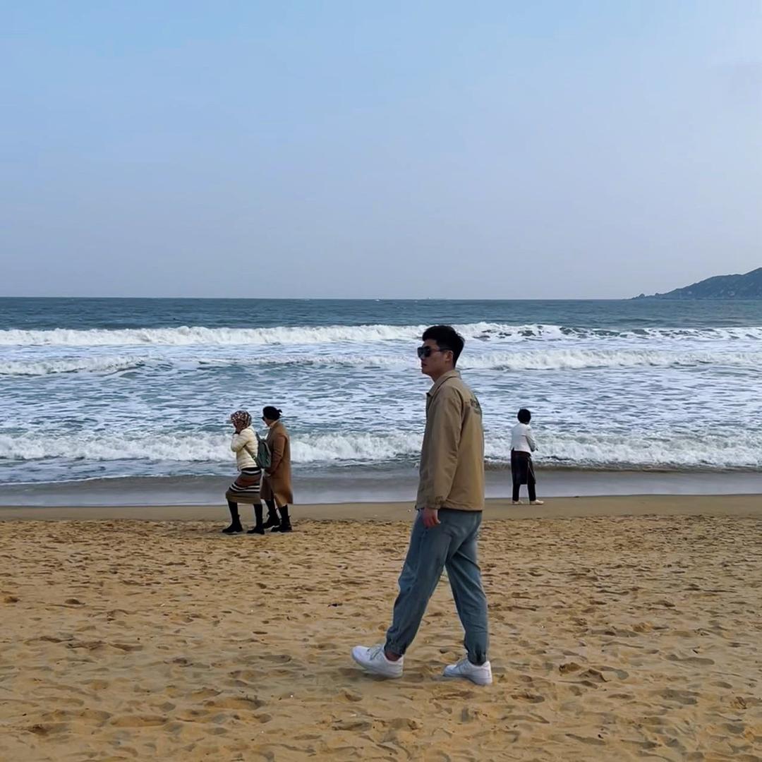 骑着蜗牛追导弹