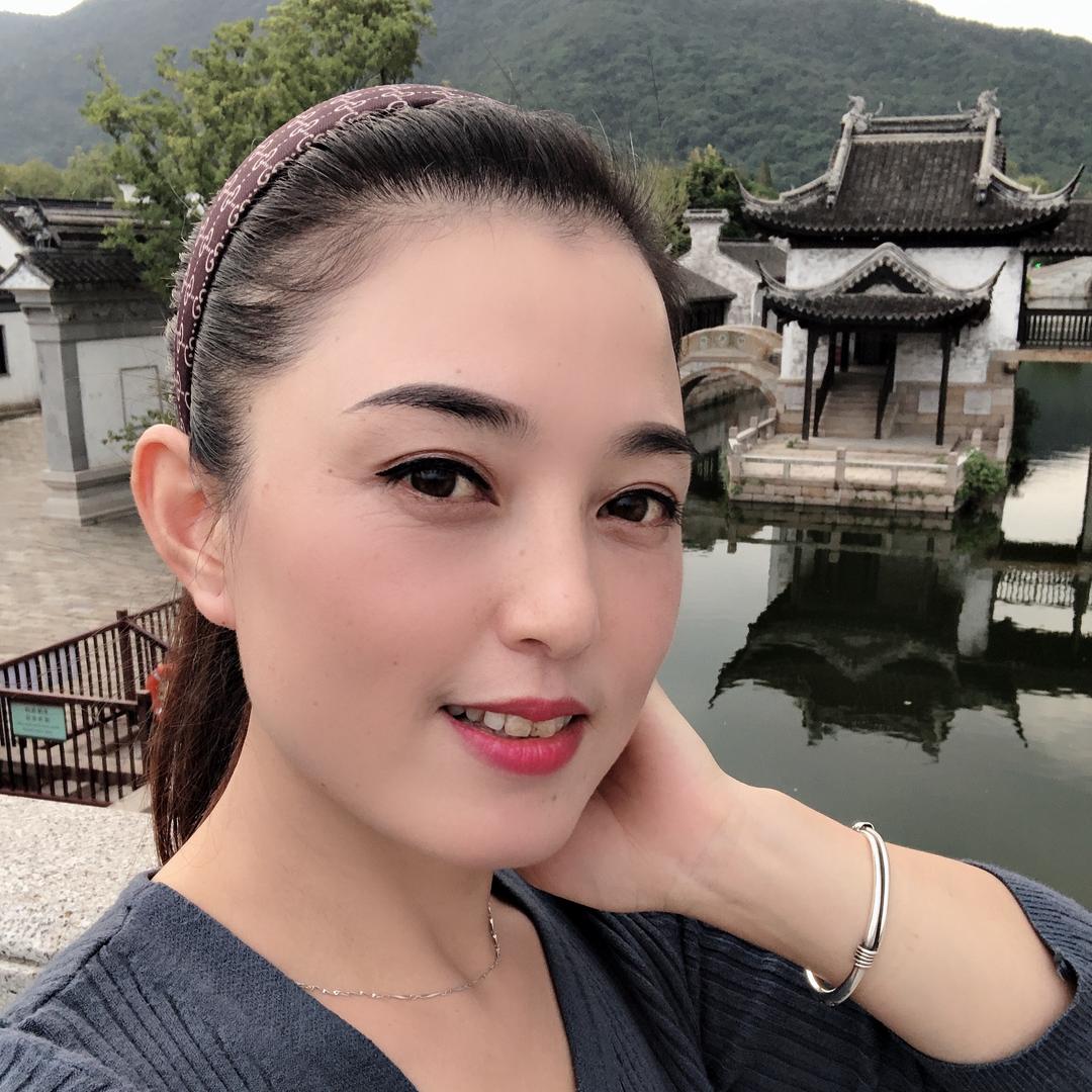 施姐