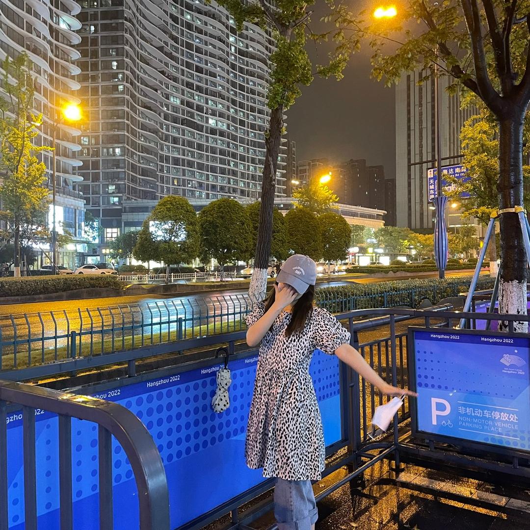 小鹿叨叨叨