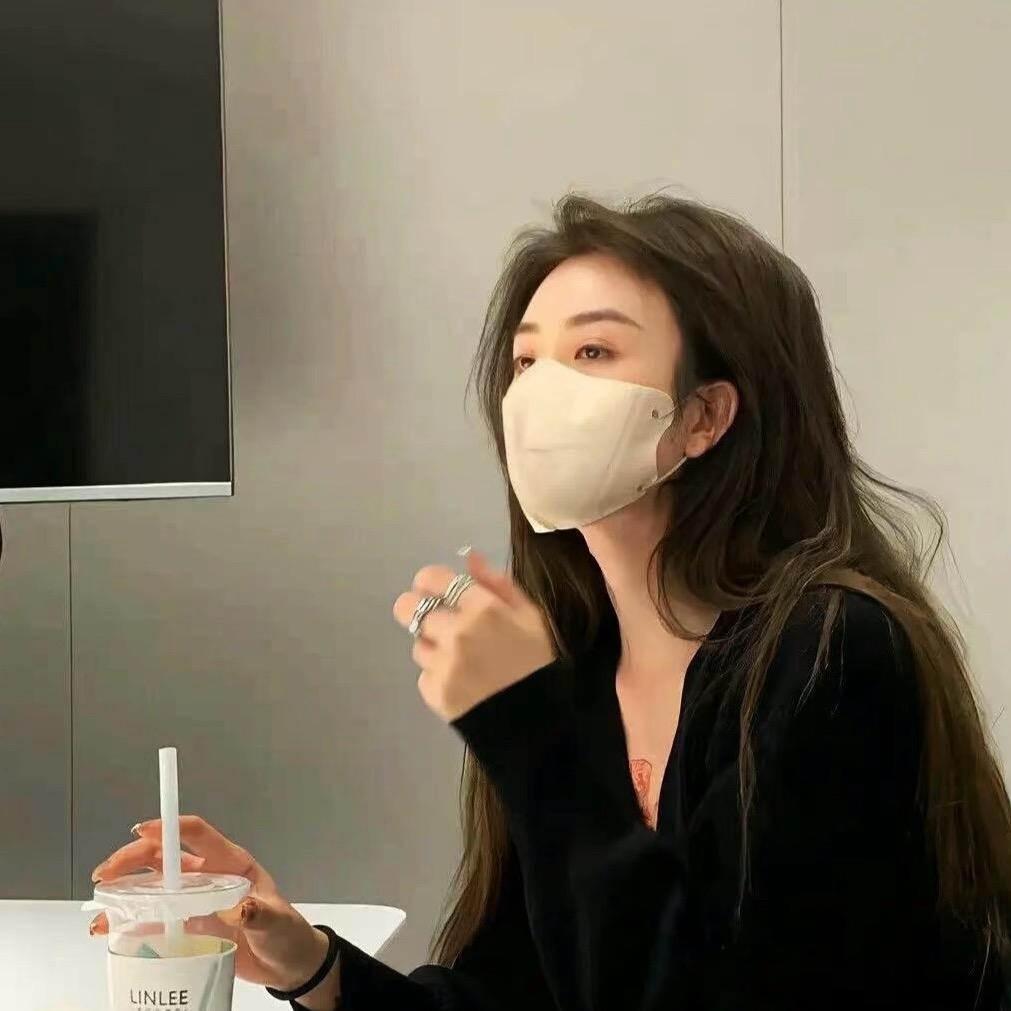 ฅ՞•ﻌ•՞ฅ如🦋初ω