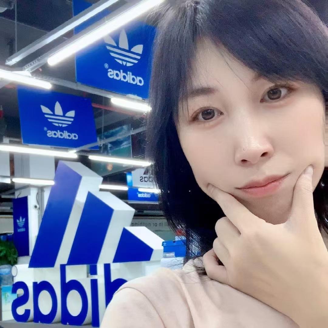 adidas运动品牌折扣