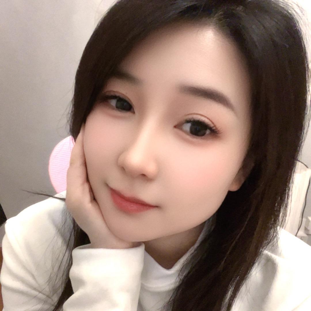 诗诗🔆