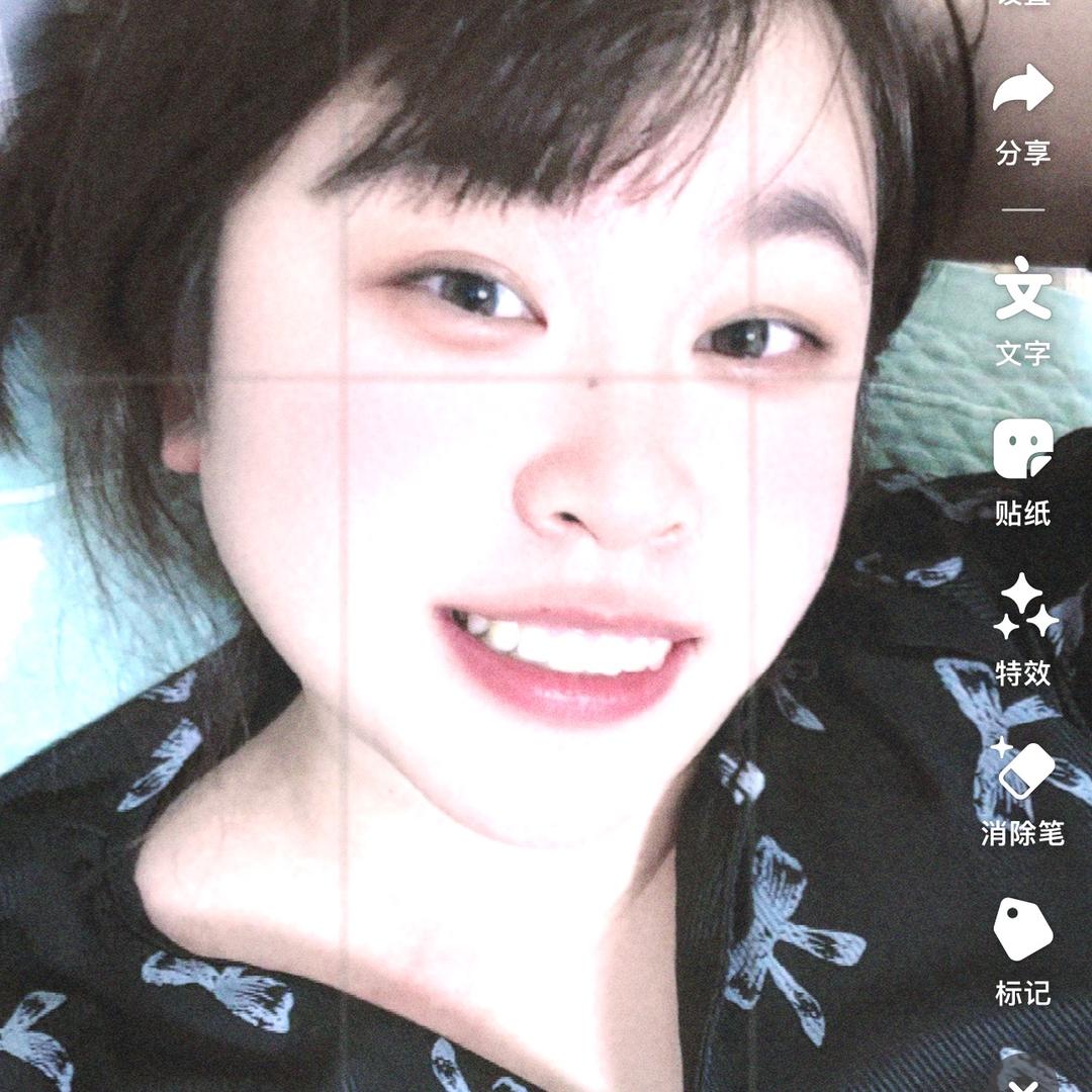大脸盘子小谭