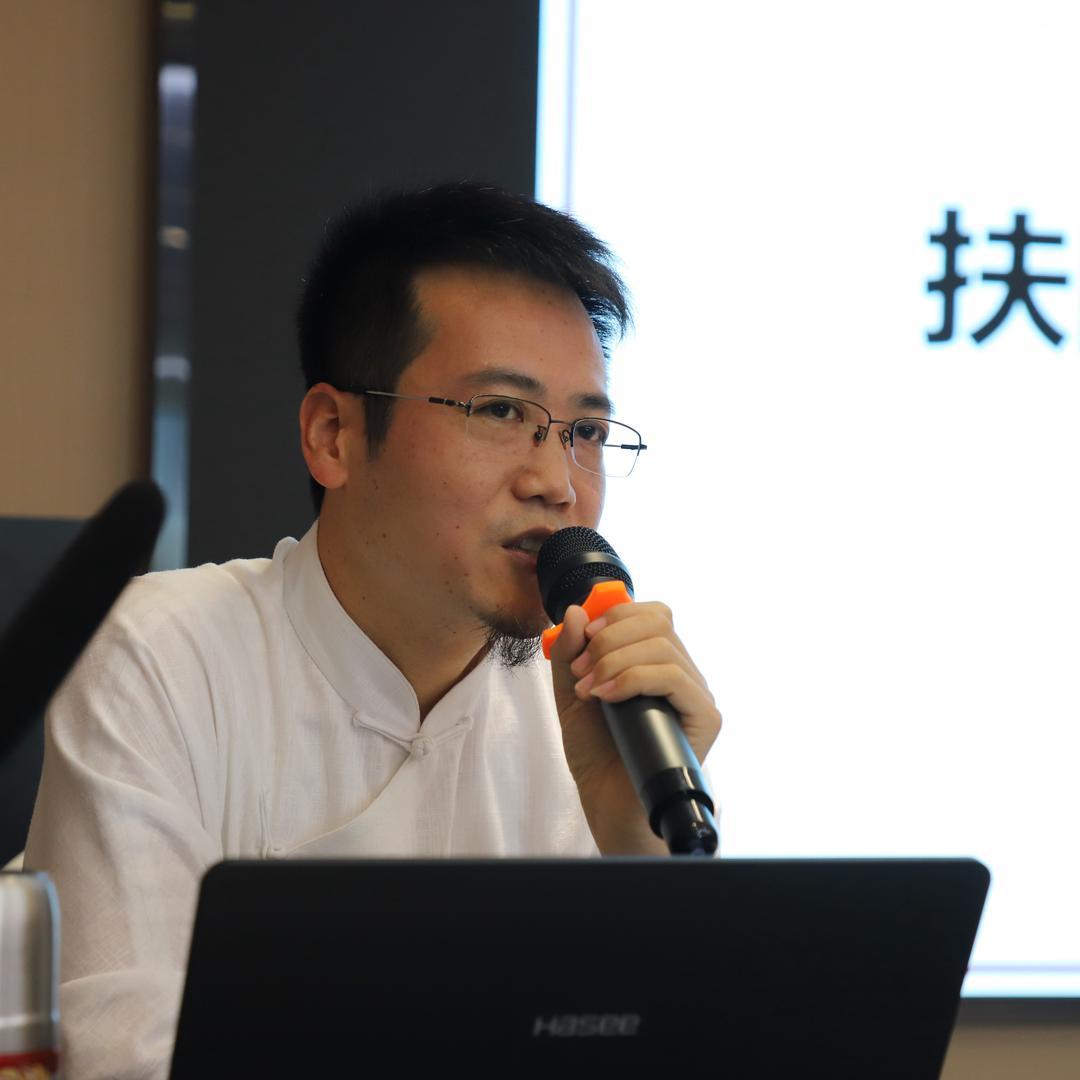 魏小栋（仲惠堂主）