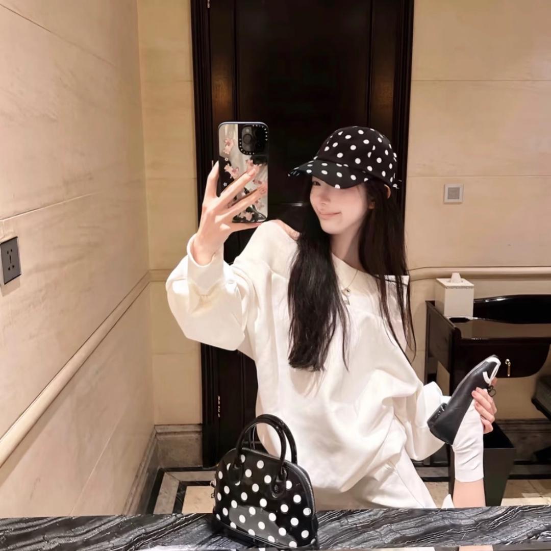 Jia佳