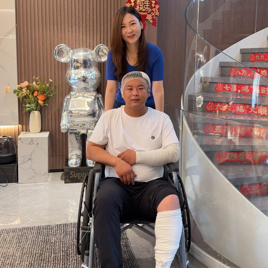 郭雅丽的保姆-小伟