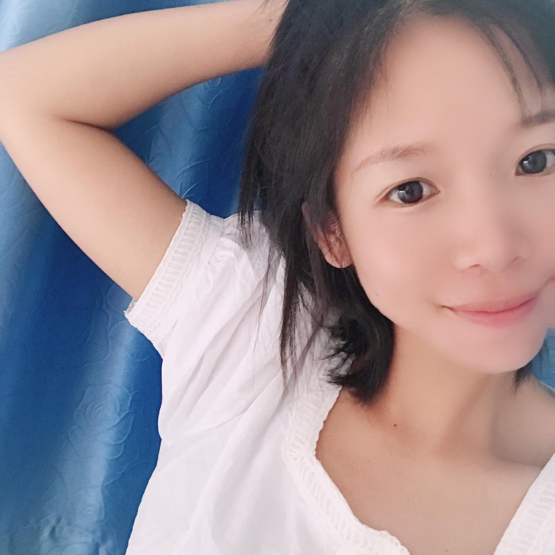 大妹👭摆摊中