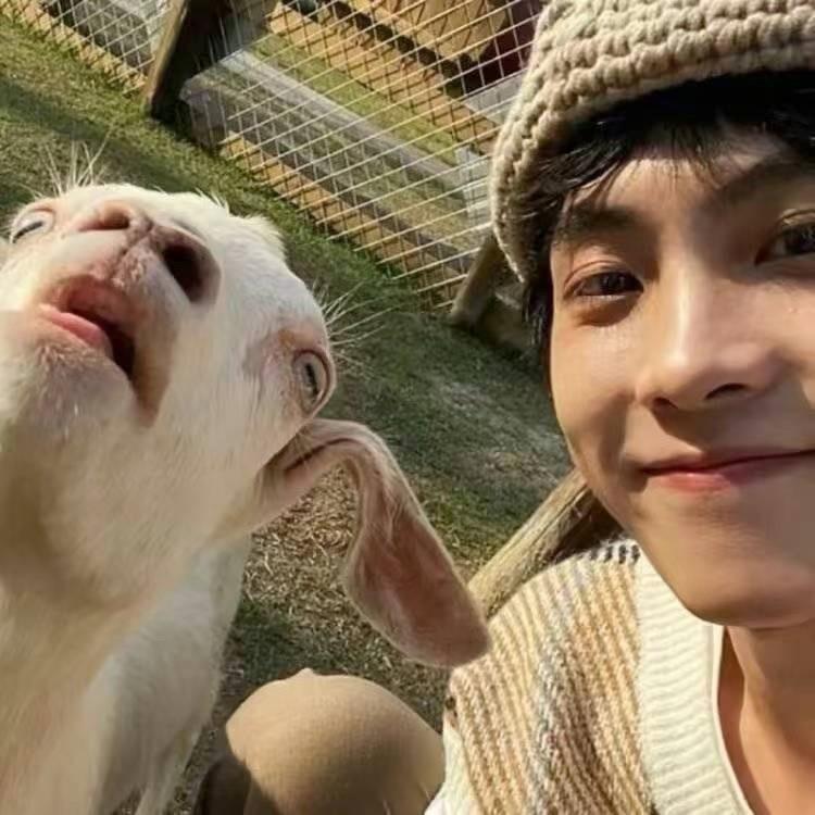 ^_^