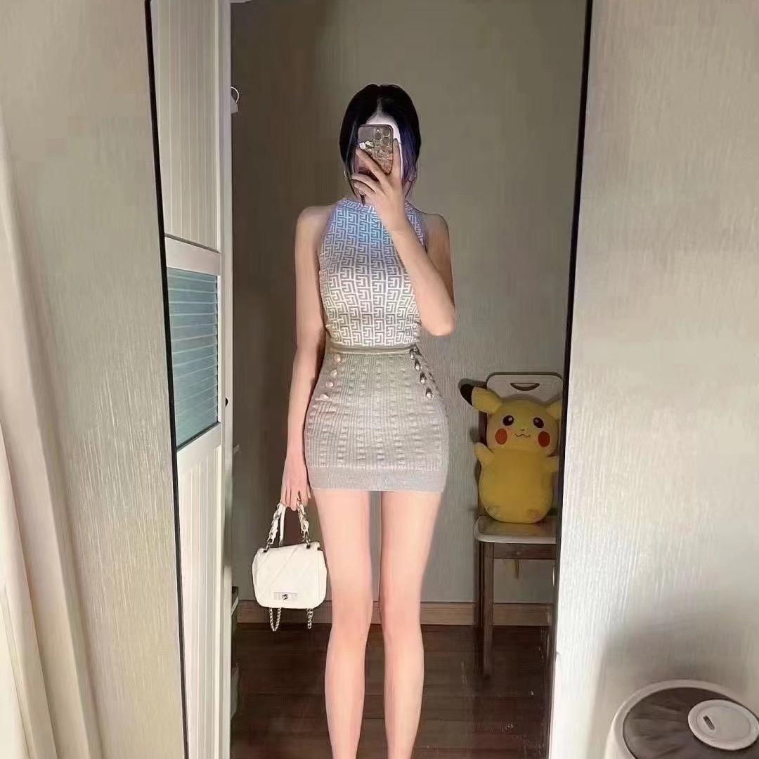 W k N
