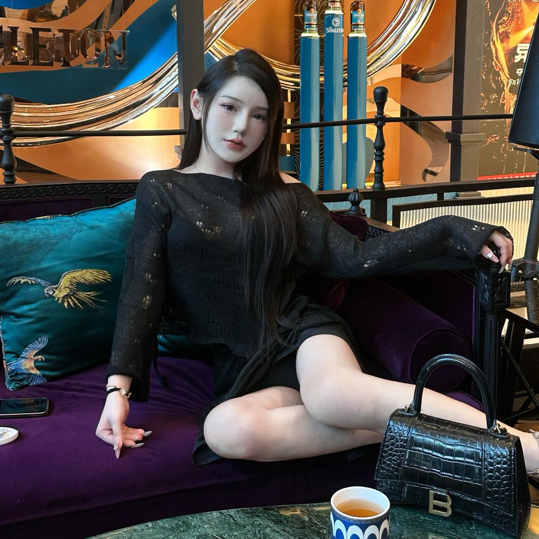 奈illy