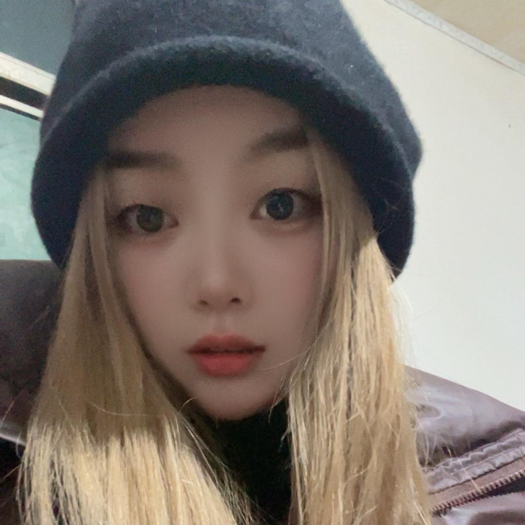 黄承雪么么哒
