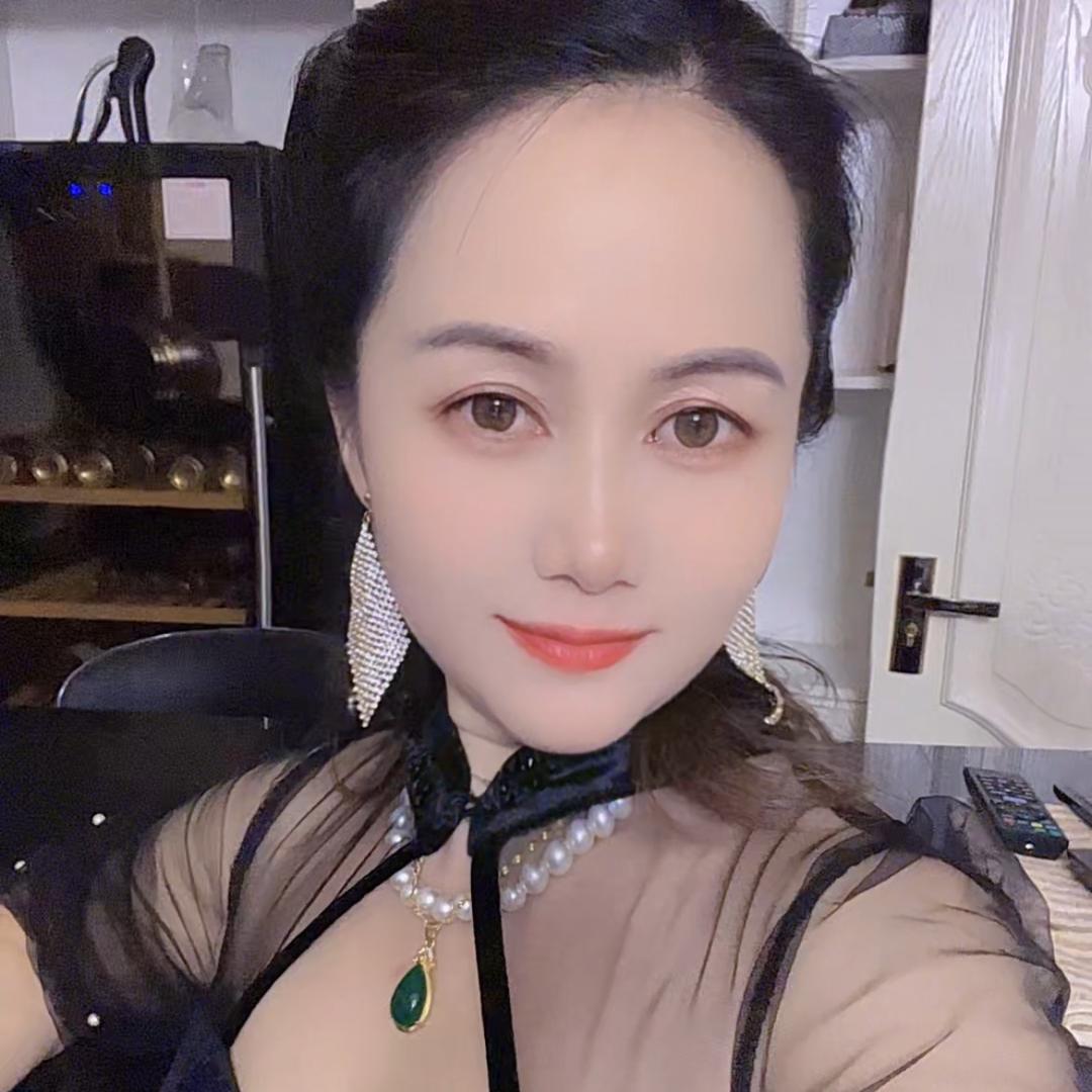 晴  儿
