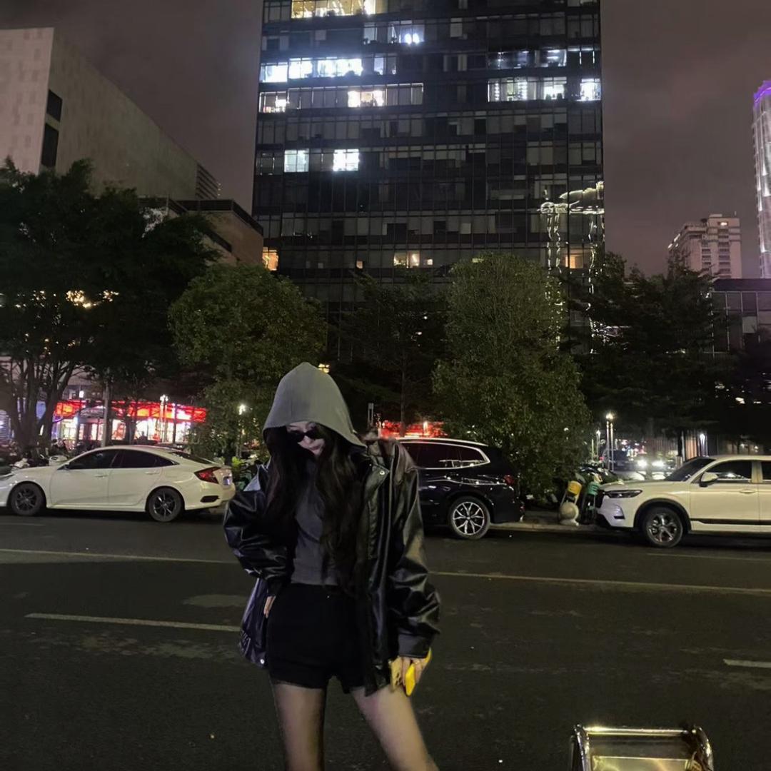 周周有钱收💰