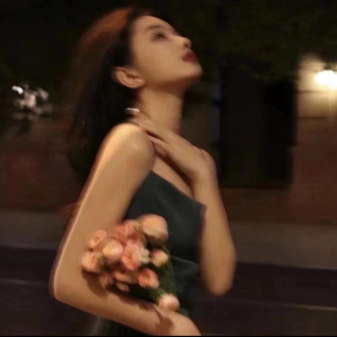 维维一笑