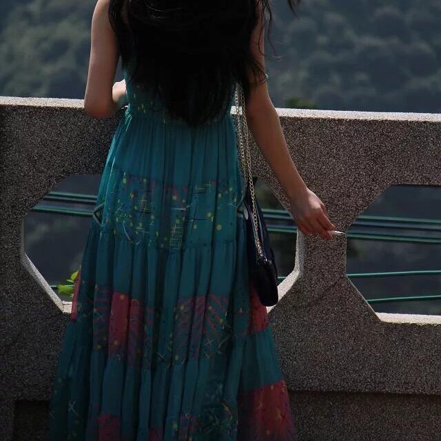 时光      👙