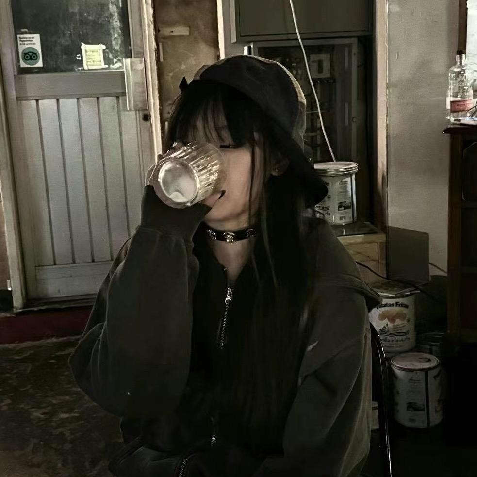 佳佳超爱吃香菜🧷Jiya