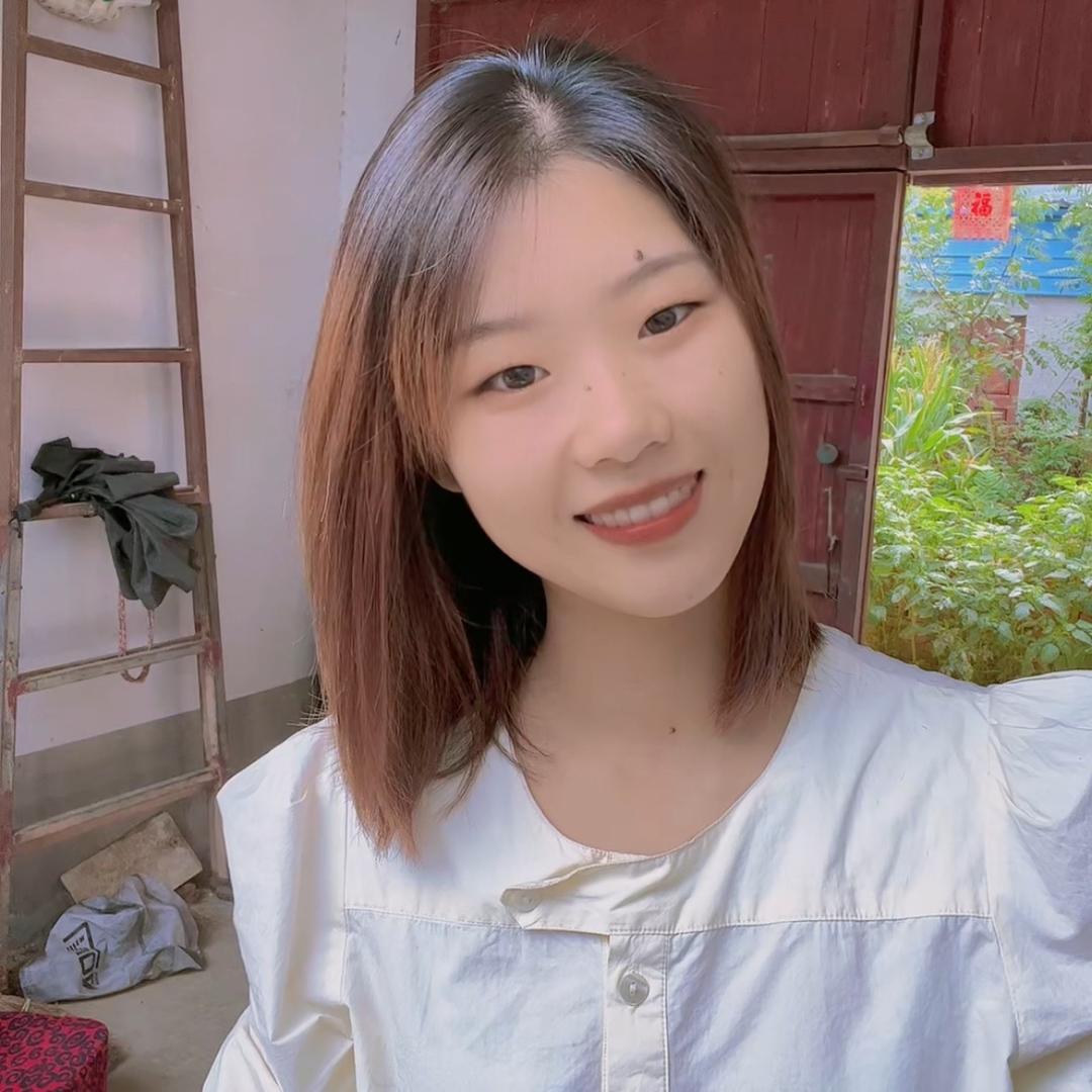 小灿宝吖