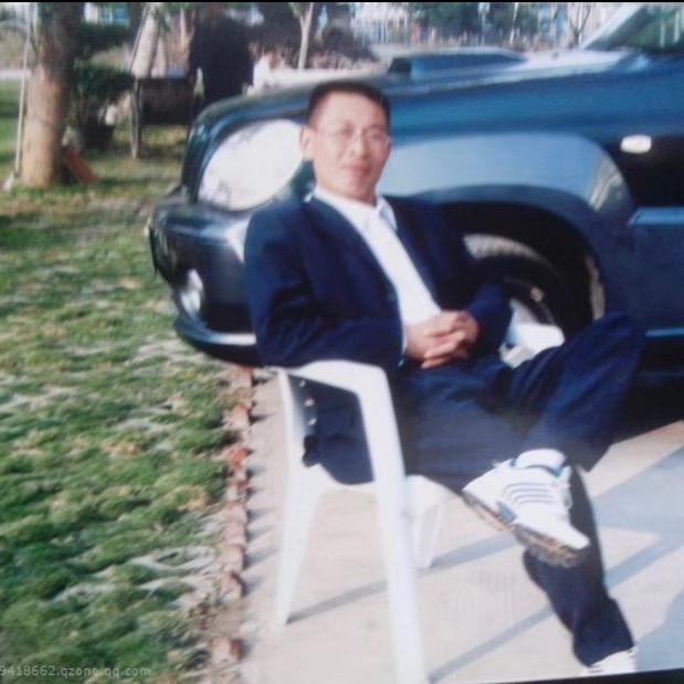 我是何哥呀🕵️‍♂️