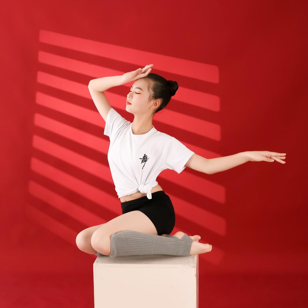 曳舞佳琦