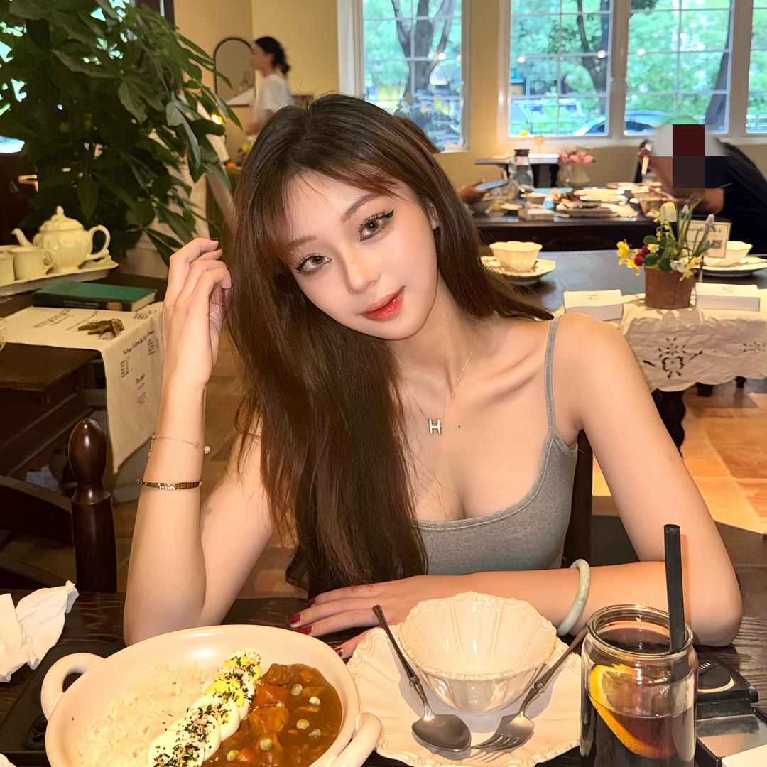 芒果（在场推荐官）