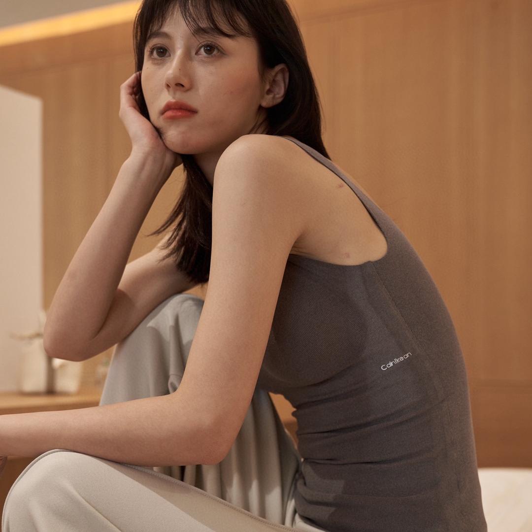 陈魅儿服饰