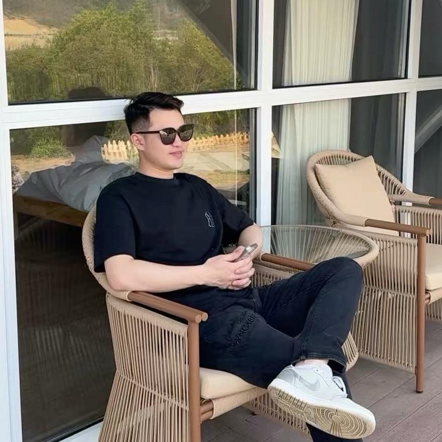 小亮哥✨.