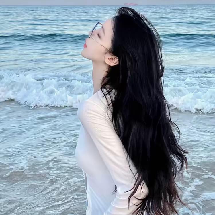 芊芊.