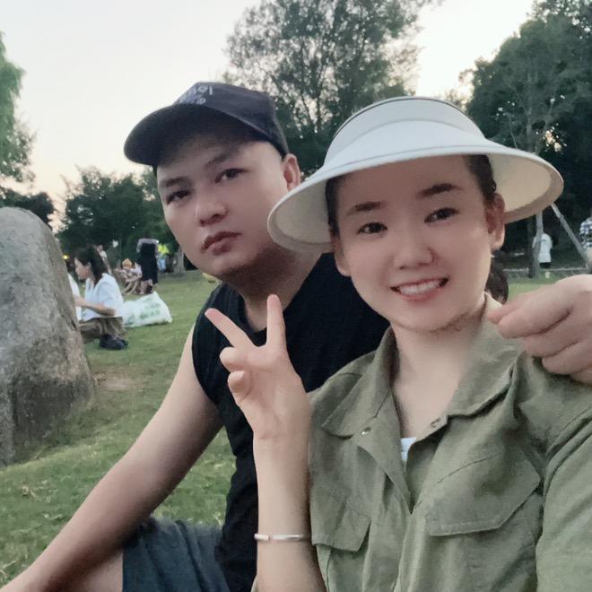 小哥小妹