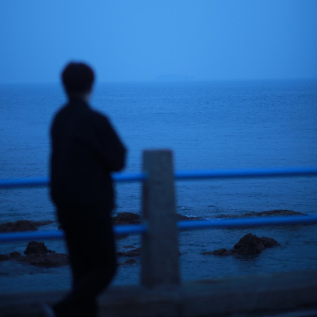 李里