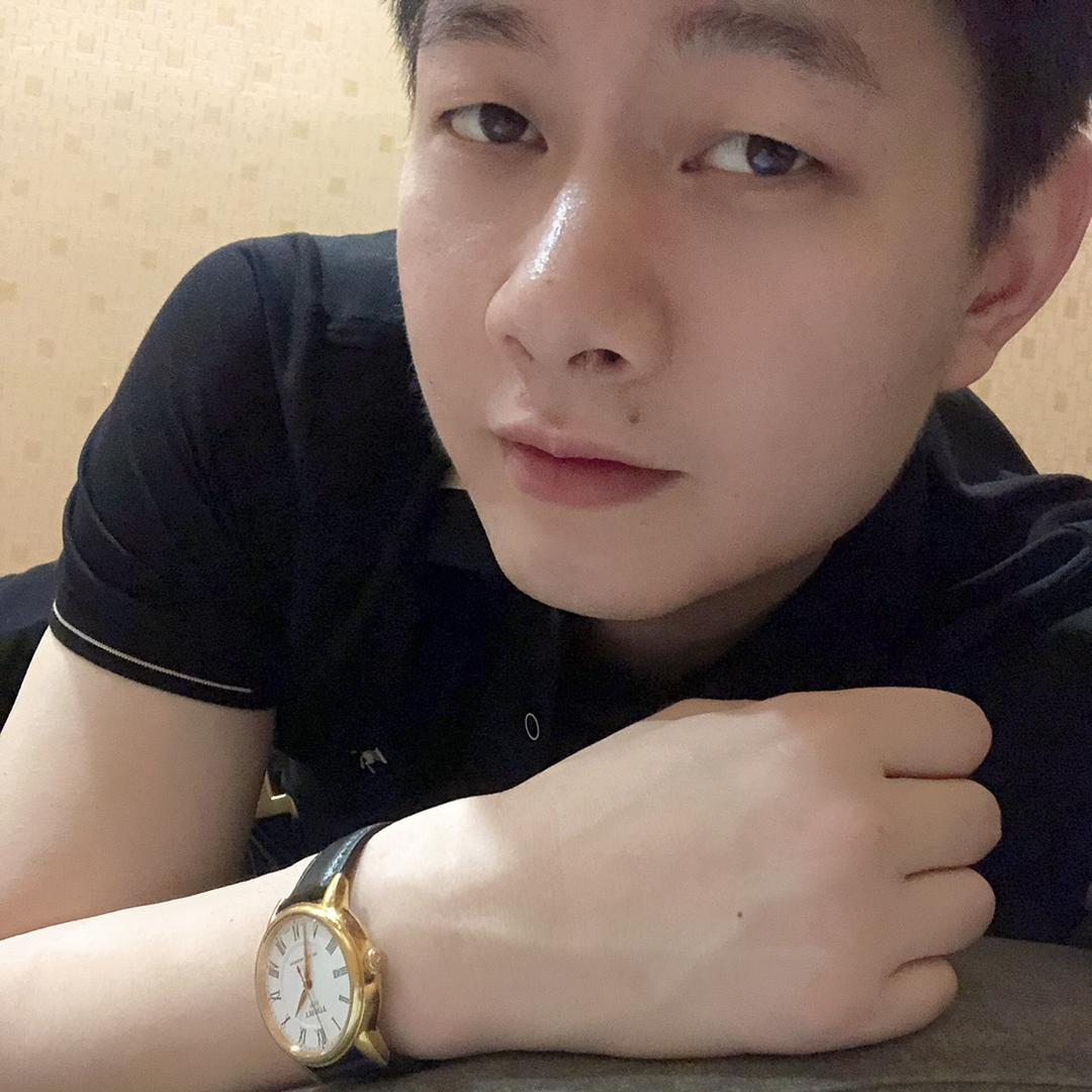 追梦的小哥哥