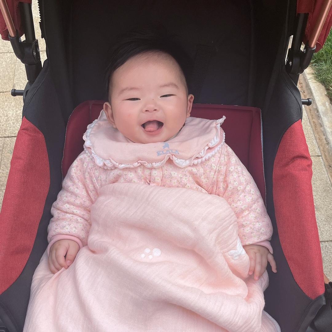 海口龙华范越彬百货商行的小店个体店