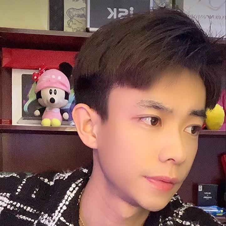 东方飞⚜️
