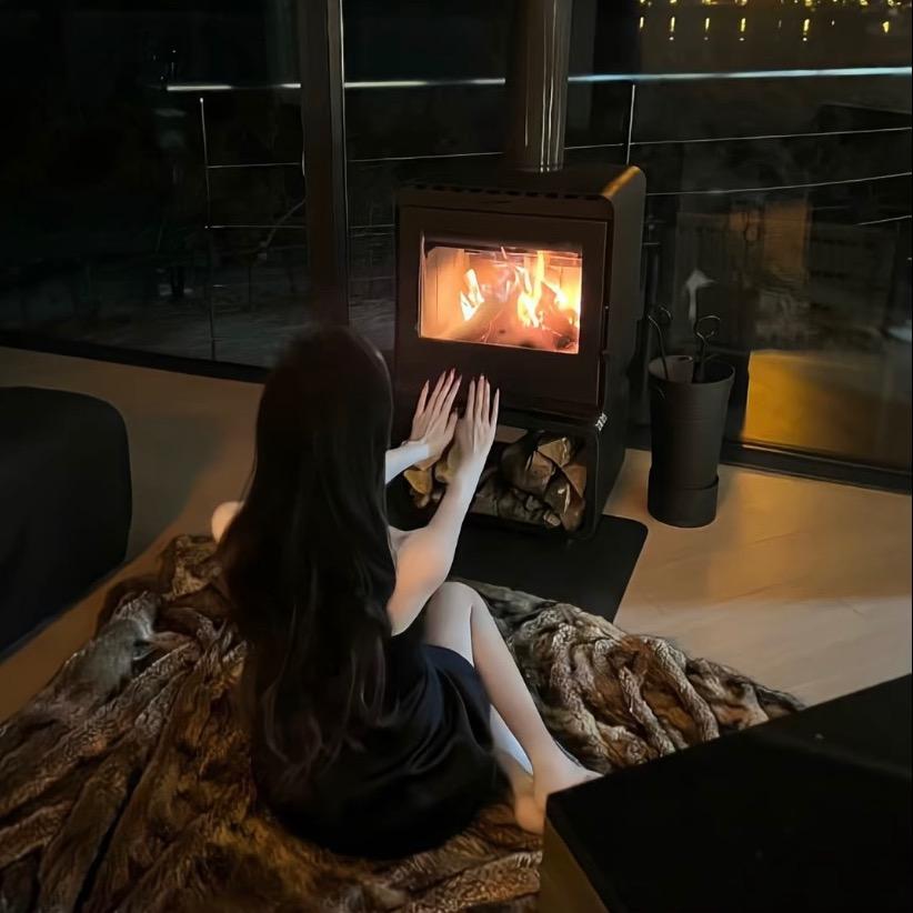 小婵.