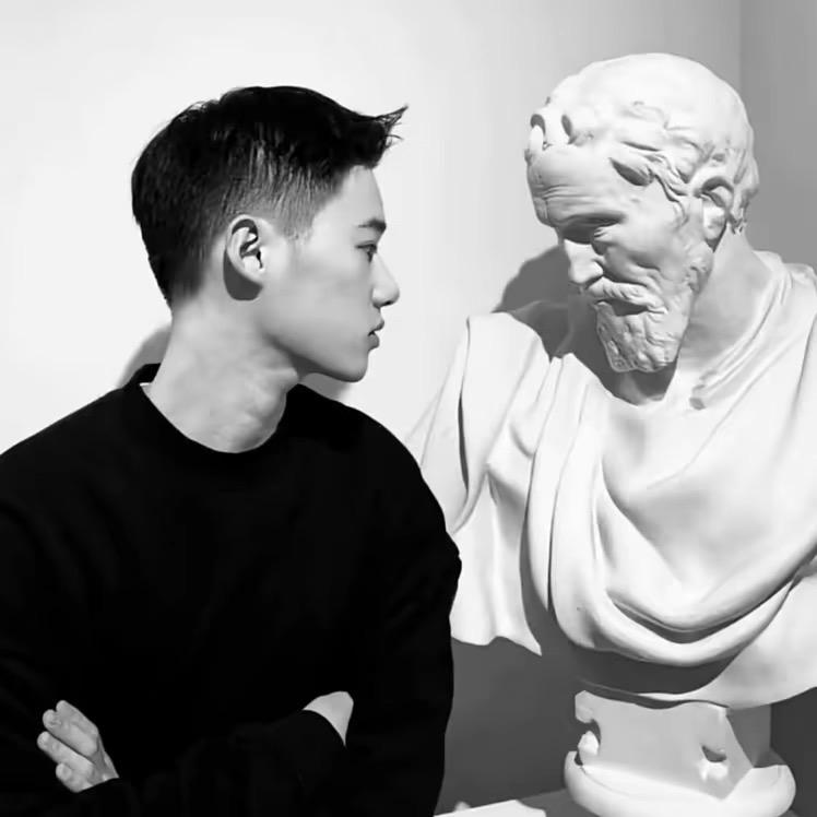 AA二手折叠屏 商务手机