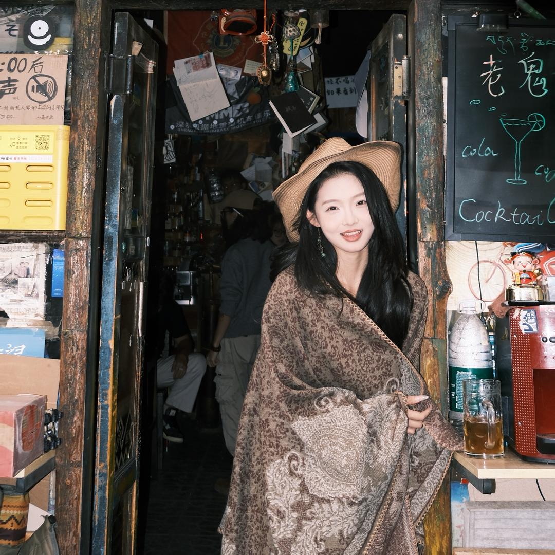 妮妮bb.（羽绒服）