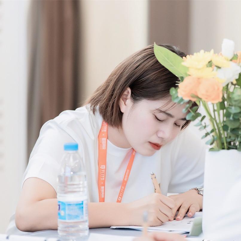 浅奈咖喱蛋包饭总部