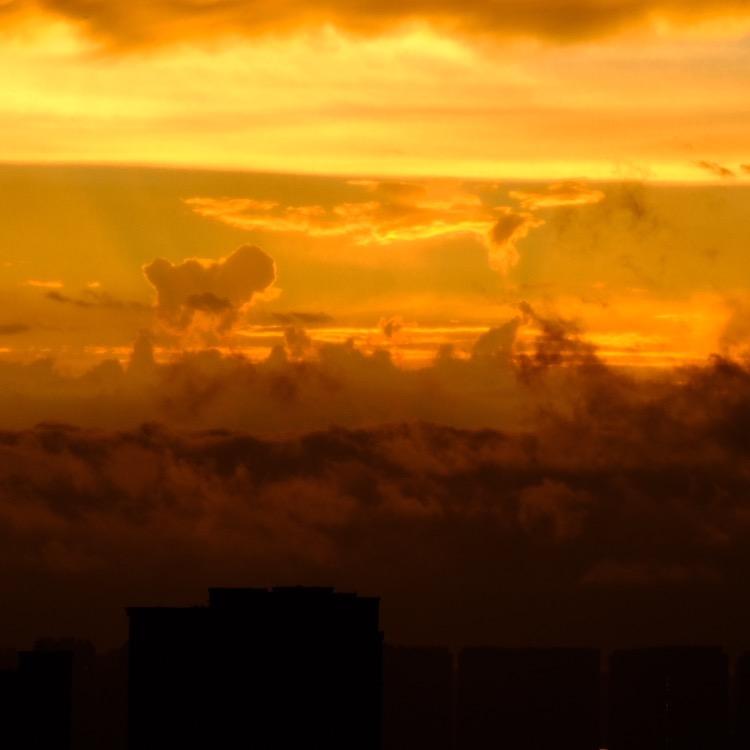 落日与我共黄昏🌆