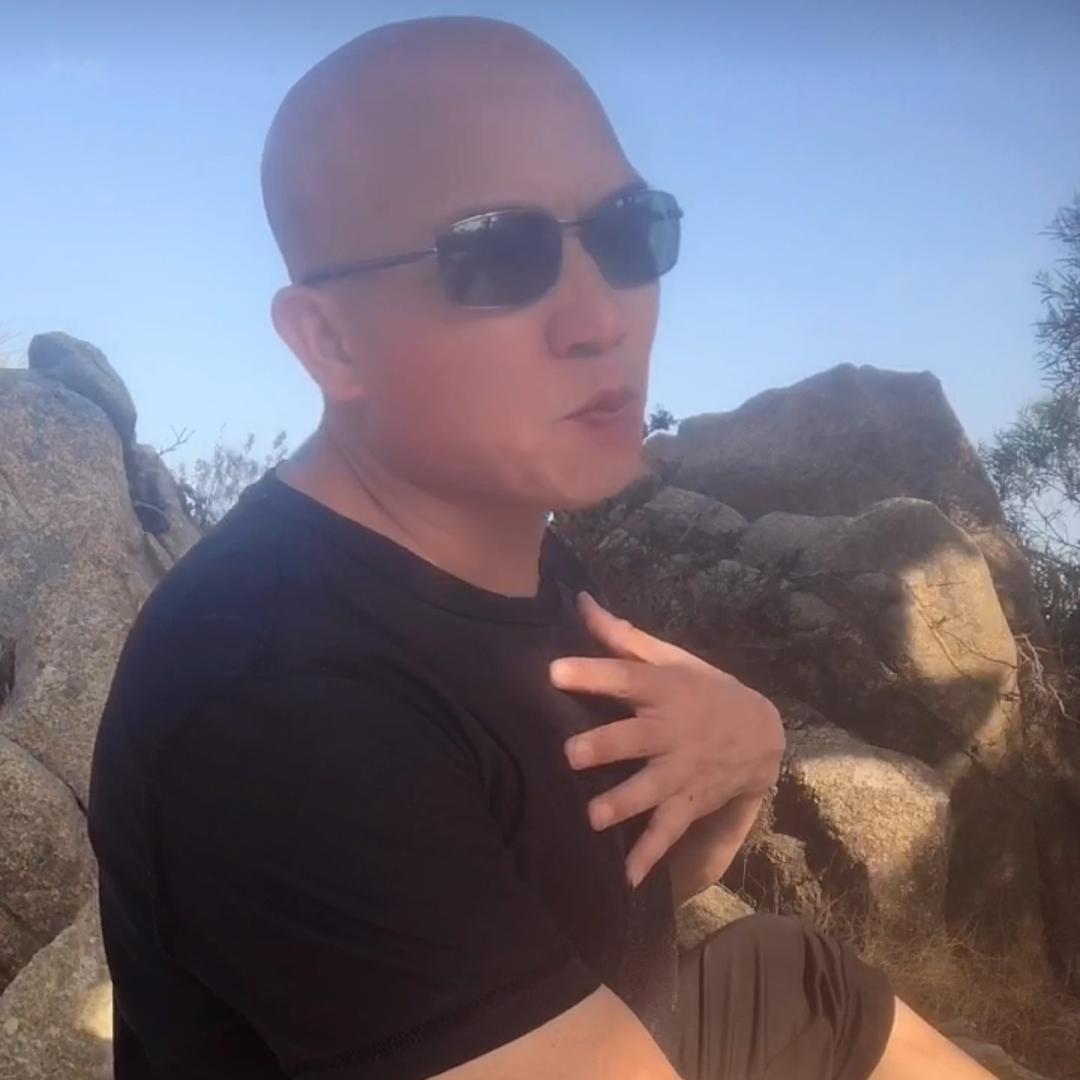 岛上鱼民