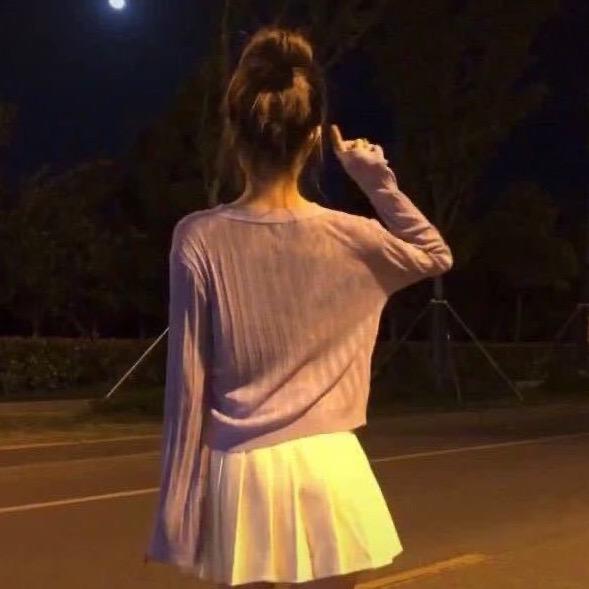 張静静呀