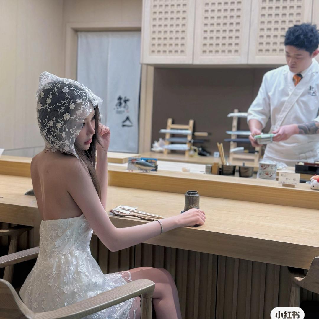 优伽爱