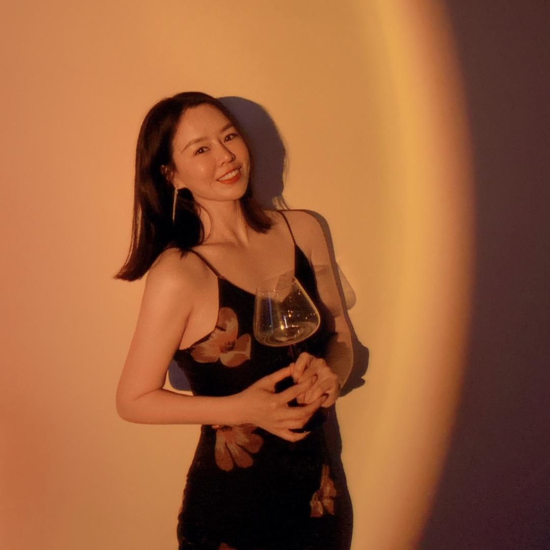 爱吃葡萄的周周