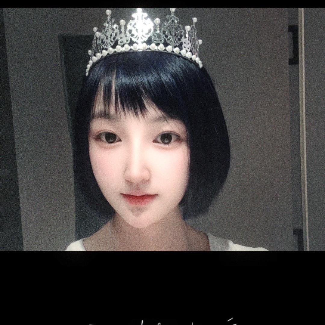 李浚菲