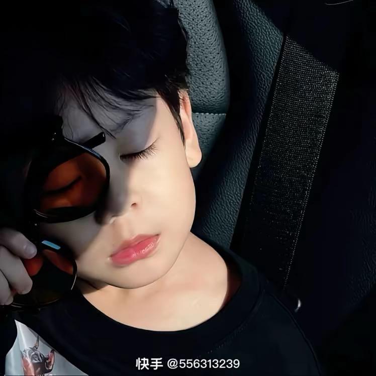 不会航拍的小王