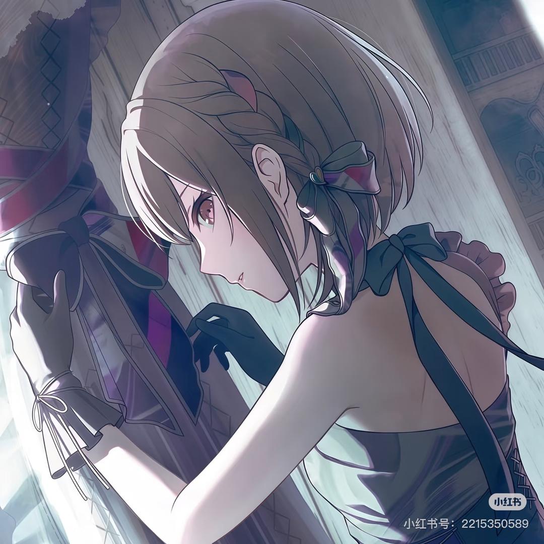神秘画画女子